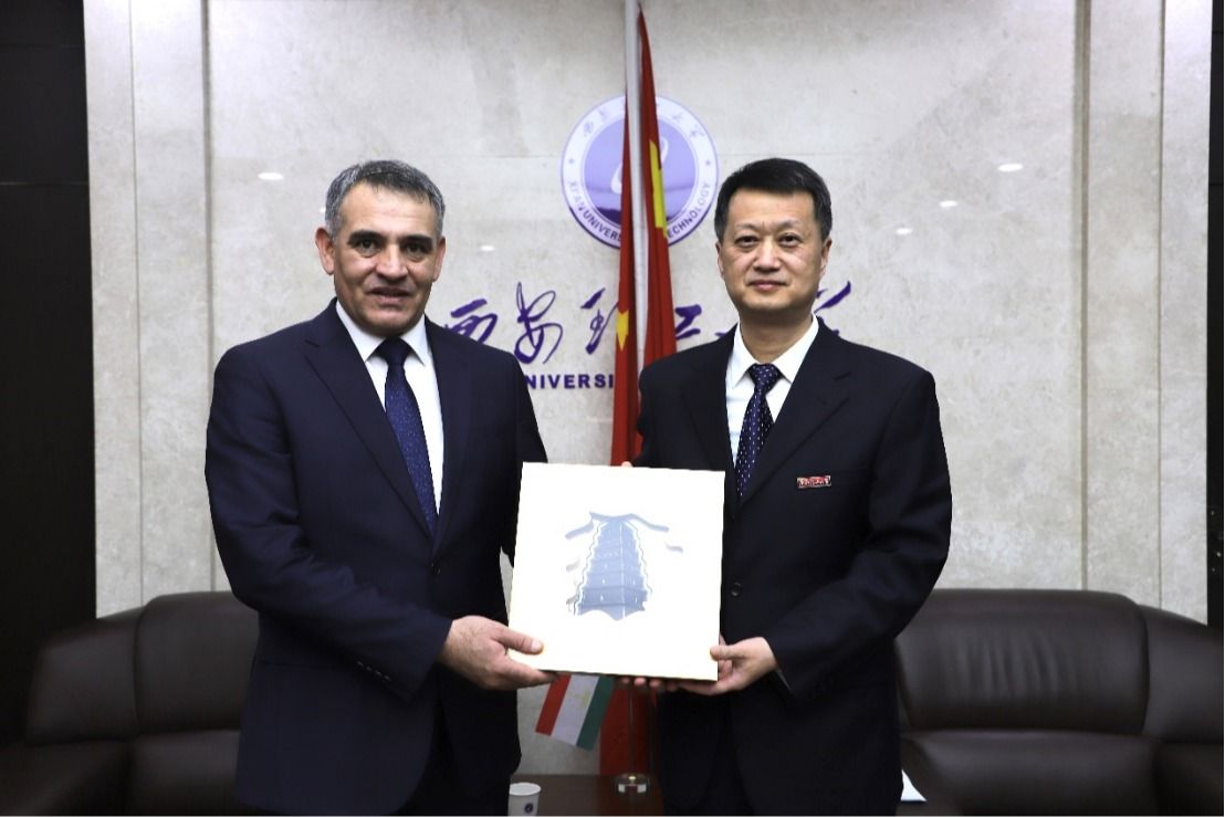 Vice President of Tajik Technical University Visits Xi’an University of Technology